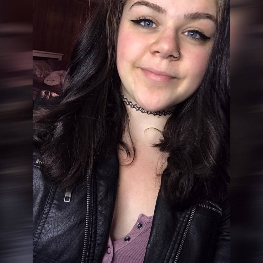 Meet your Posher, Hannah